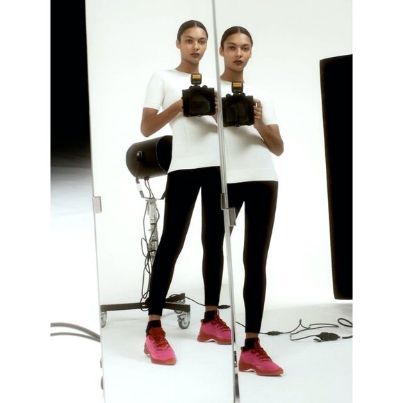 AZ FACTORY MyBody Stretch Knit Top Short Sleeve Athleisure Athletic Fitted Shirt - Picture 2 of 13